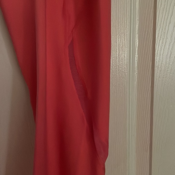 NWT old navy melon crop elevate leggings - Picture 2 of 8